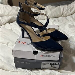 Liz Claiborne Dark Blue Patent Heels